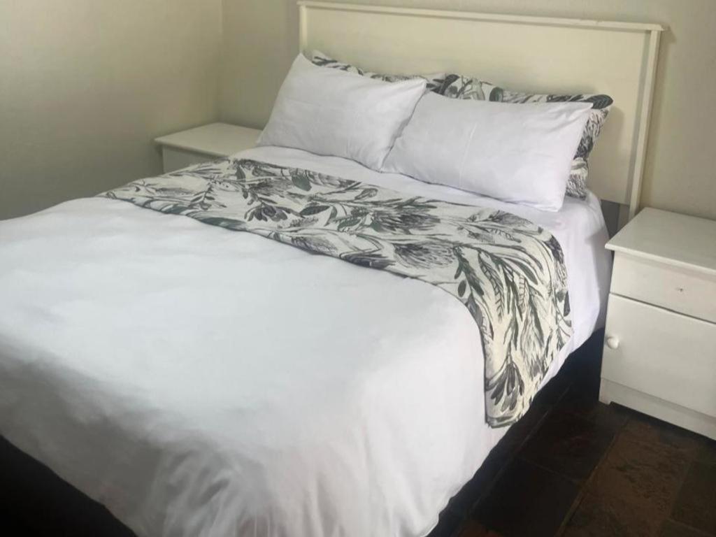 Karee Guesthouse Thabazimbi Rum bild